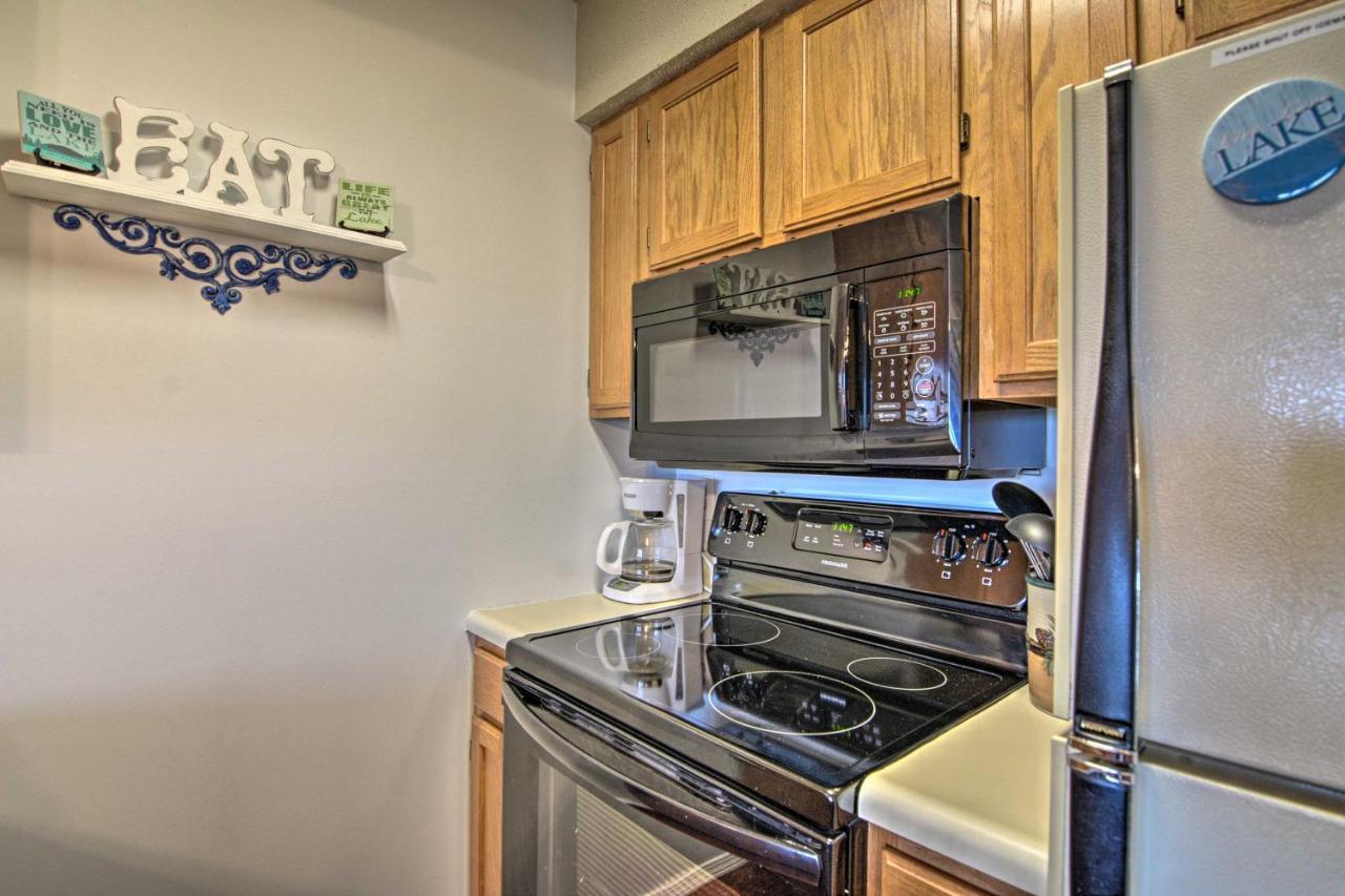 Reed Springs Condo With Furnished Deck And Pool Access Reeds Spring Esterno foto