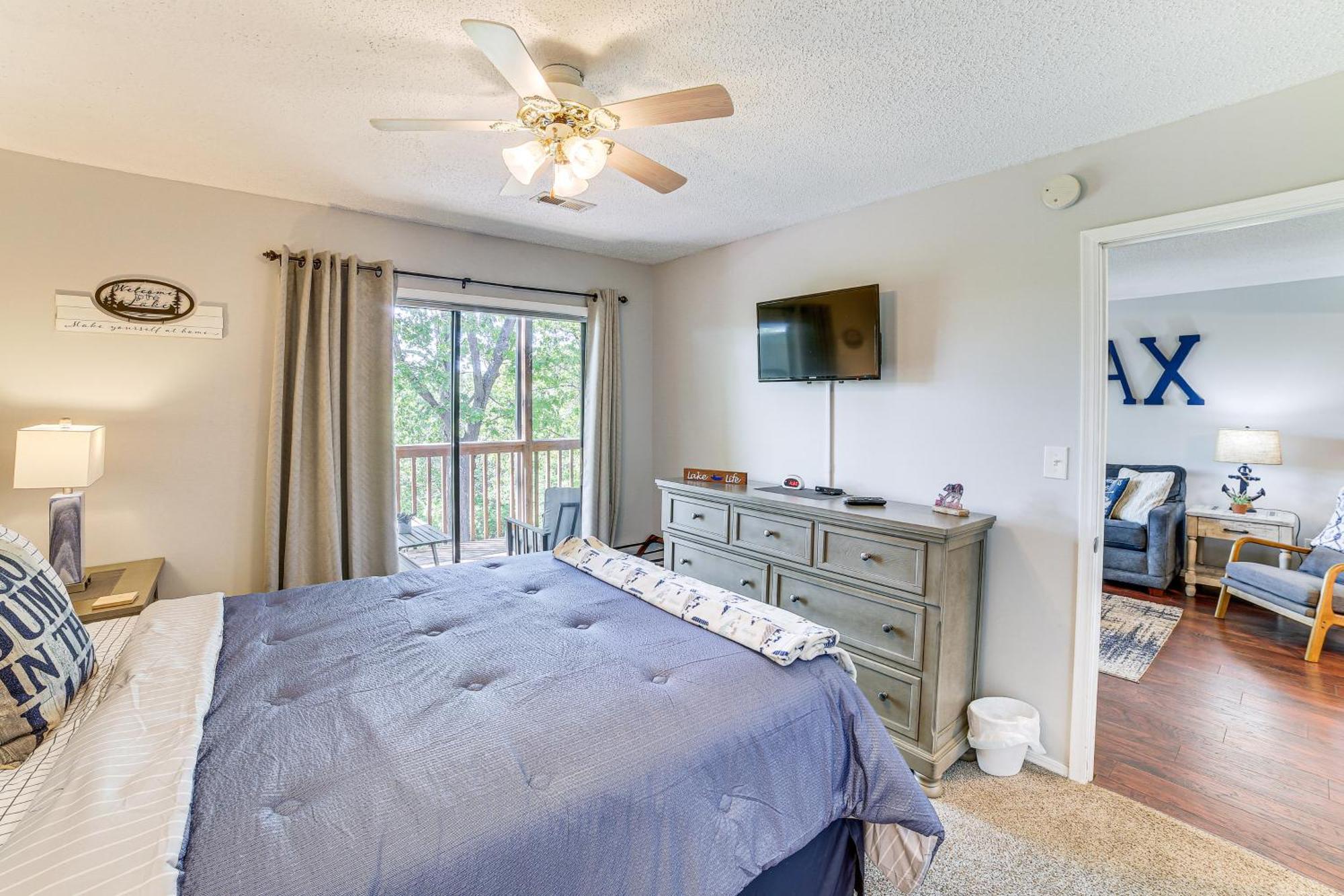 Reed Springs Condo With Furnished Deck And Pool Access Reeds Spring Esterno foto