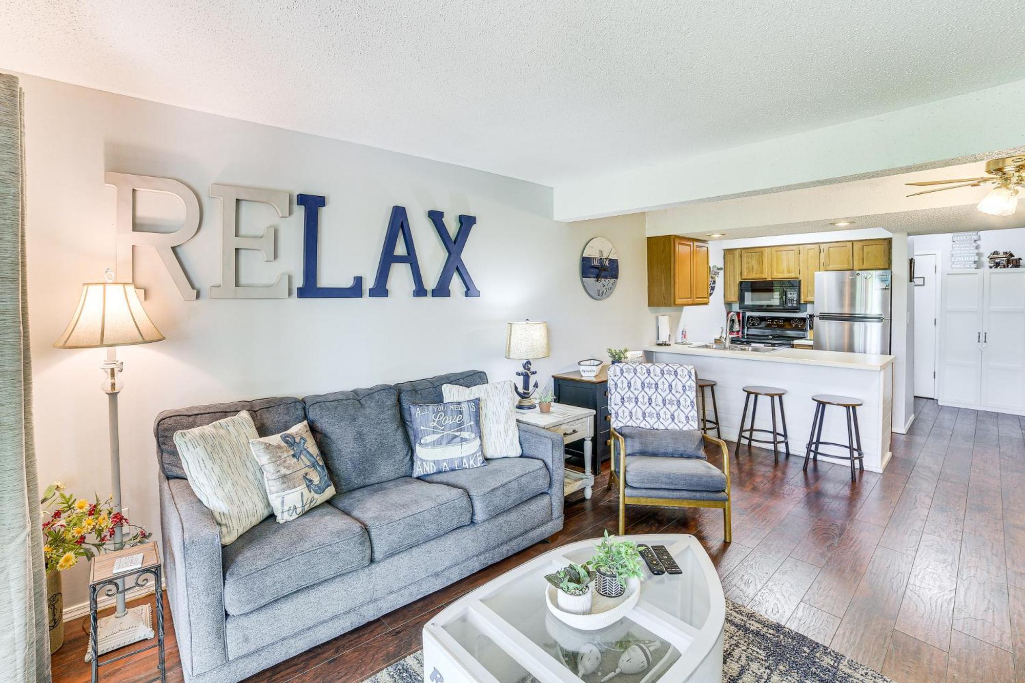 Reed Springs Condo With Furnished Deck And Pool Access Reeds Spring Esterno foto